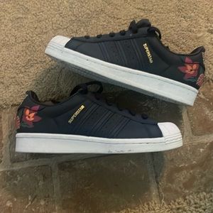 Adidas superstar
